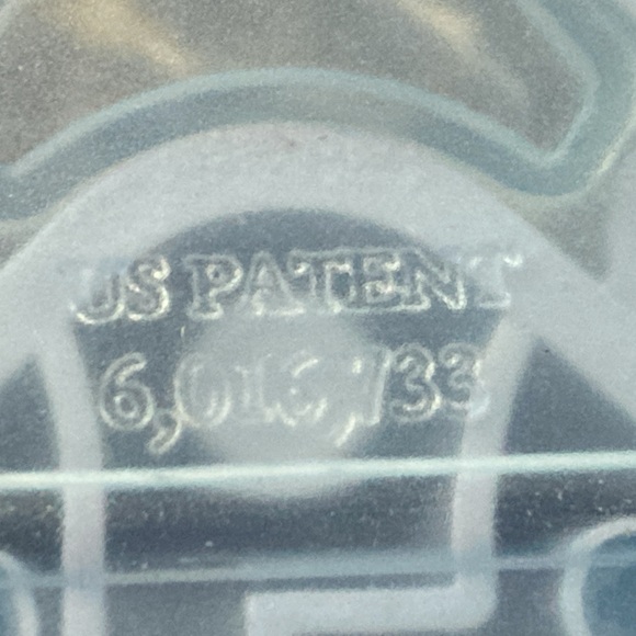 CRAFTING DECORATIVE HOLE PUNCH 4 IN 1 & CREATIVE MEMORIES PAPER CORNER CUTTER - Picture 7 of 9